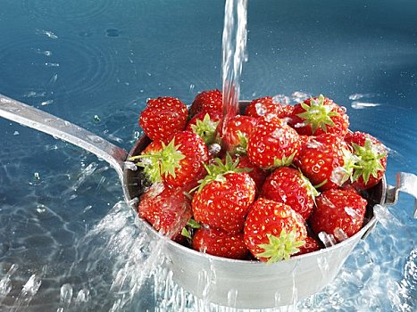 洗,草莓,滤网