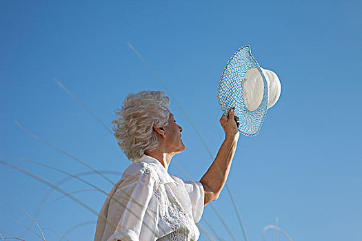 老年,女人,拿着,帽子