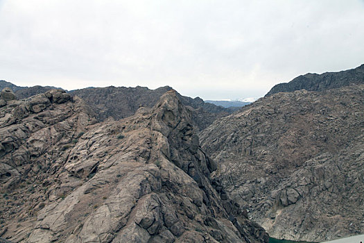 新疆哈密,天山花岗岩风蚀地貌