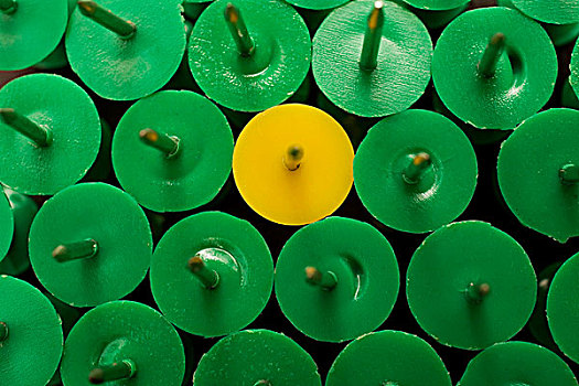 一个,黄色,许多,绿色,图钉