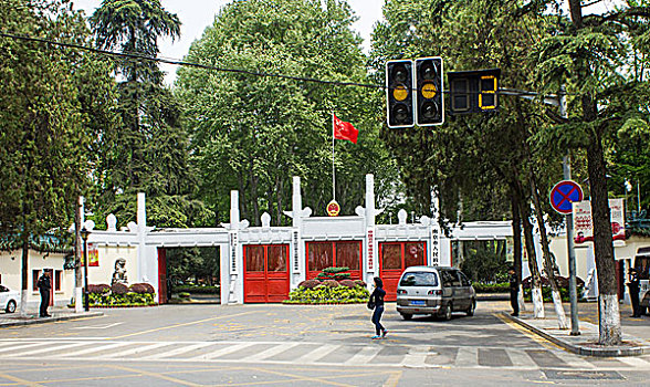 南京市政府