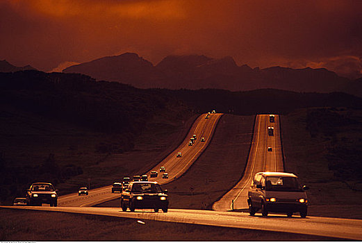 汽车,泛加高速公路,日落,艾伯塔省,加拿大