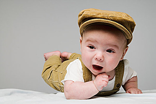 婴儿,腹部,帽子,背带裤