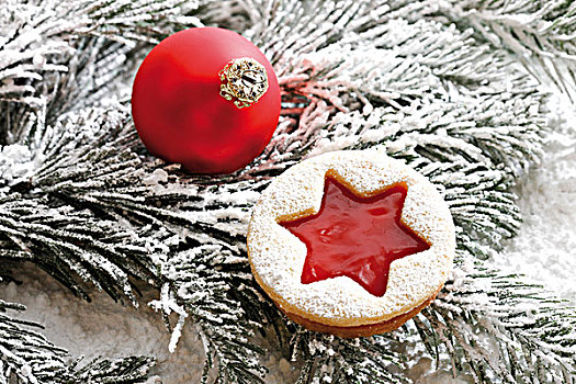 油酥点心,果酱饼干,红色,圣诞树球,杉枝