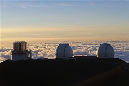圆顶,望远镜,两个,靠近,顶峰,灭绝,火山,莫纳克亚,夏威夷,美国