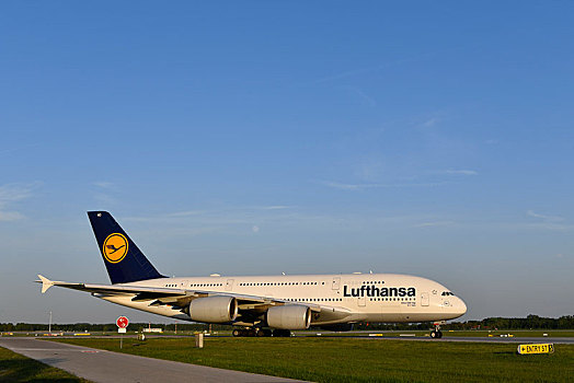 汉莎航空公司,空中客车,飞机跑道,南,升空,慕尼黑,机场,上巴伐利亚,巴伐利亚,德国,欧洲