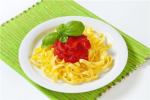 意大利干面条,意大利面,西红柿