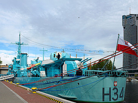波兰格丁尼亚港口·仿古帆船