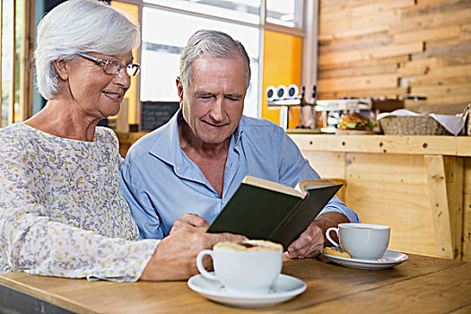 老年,夫妻,读,书本,咖啡