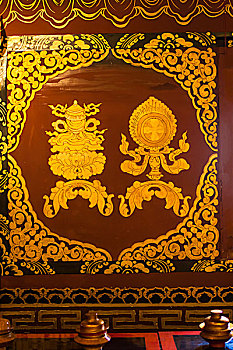 藏族民居经堂
