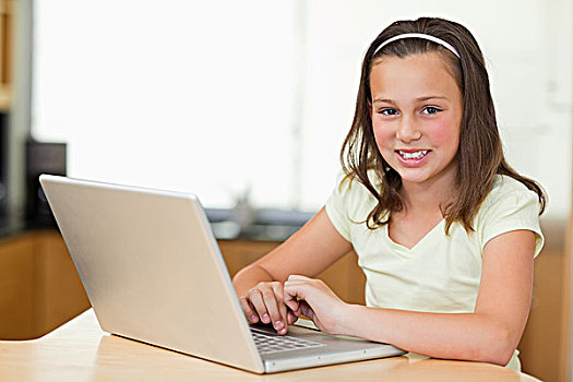 微笑,女孩,笔记本电脑