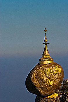 缅甸,金岩石佛塔,大金石,漂石,平衡,边缘,攀升