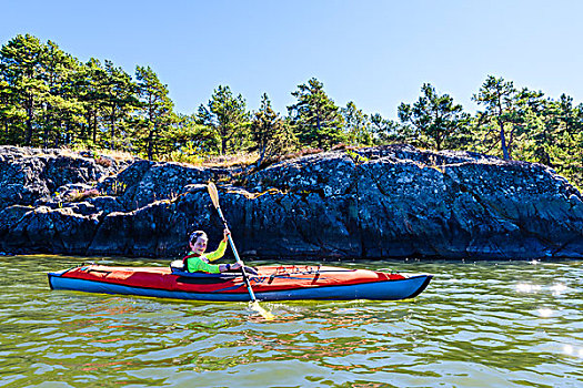 男孩,漂流