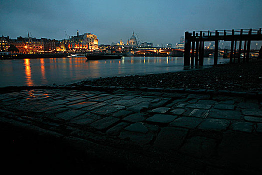 湿,模糊,景色,泰晤士河,大教堂,码头,伦敦南岸,伦敦,英国