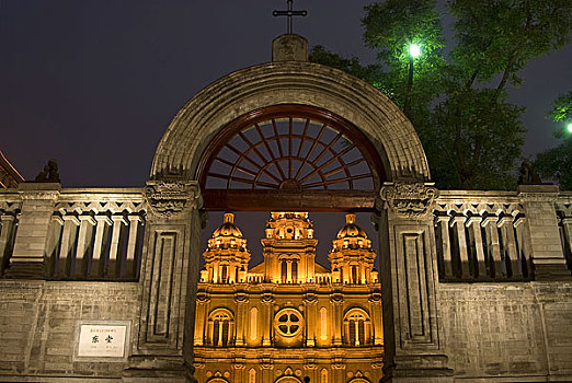 北京王府井教堂夜景