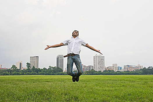 男人,跳跃,公园,加尔各答,西孟加拉,印度
