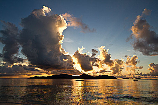 阴天,日落,后面,普拉兰岛,塞舌尔,非洲,印度洋