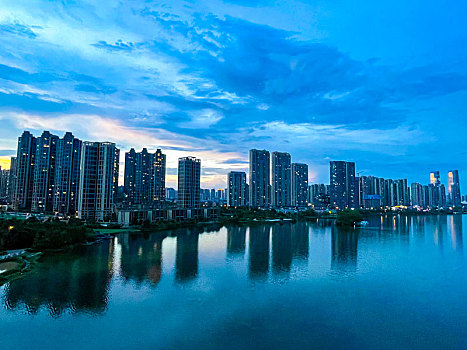 长沙梅溪湖夕阳美景