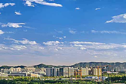 北京西部山脉的俯视图