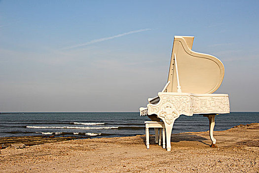 海边钢琴