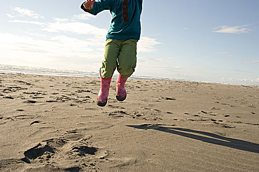 女孩,跳跃,沙滩