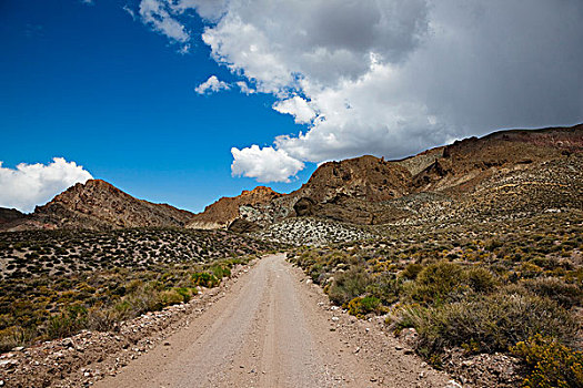 土,道路,峡谷,死亡谷国家公园,莫哈维沙漠,加利福尼亚,内华达,北美,美国