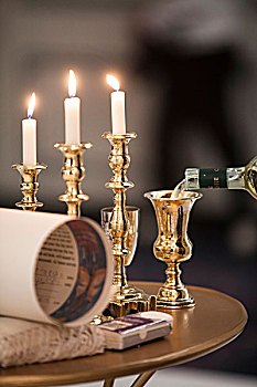 犹太婚礼仪式,项目,上表,包括,三点燃蜡烛,和酒,被浇,成,金,杯状