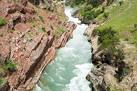 新疆伊梨地区峡谷