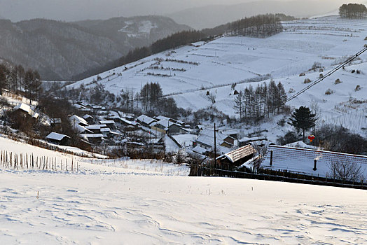 冬季吉林雪村-松岭美景如画