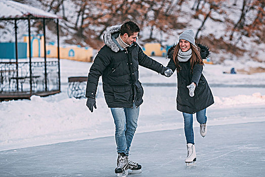 全身,幸福伴侣,握手,享受,滑冰