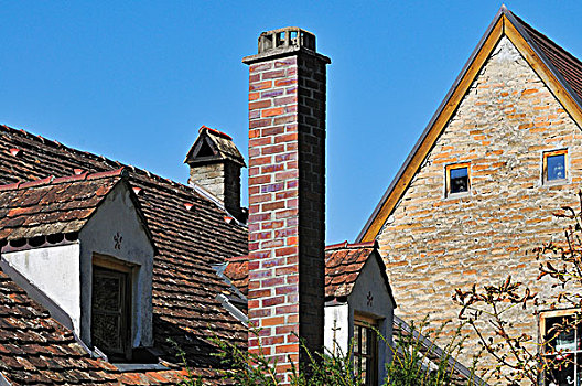 烟囱,屋顶窗,兰茨贝格,巴伐利亚,德国,欧洲