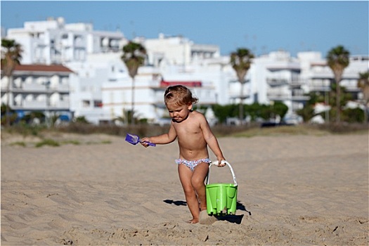 幼儿,女孩,玩,海滩,西班牙