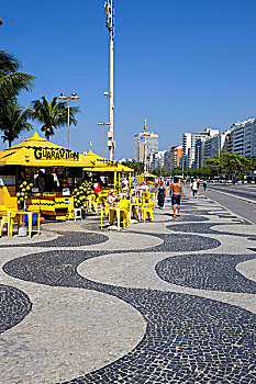 巴西,里约热内卢,科巴卡巴纳海滩,摊亭,散步场所,销售,饮料,食物