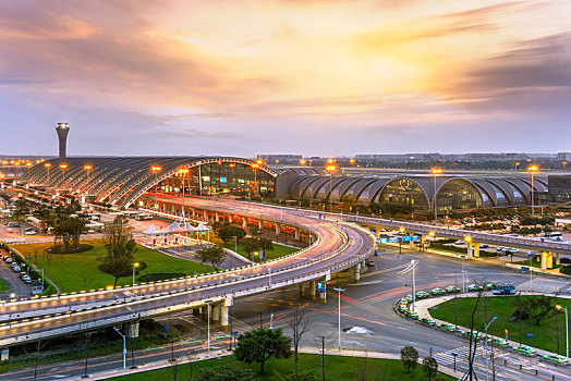 四川省成都市双流国际机场t2航站楼夜景