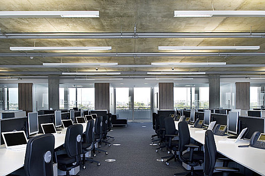 交谈,总部,伦敦,英国,2009年,内景,办公室,地面,展示,排,工作区