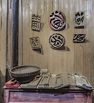 福建省闽北居家传统工艺清代水桶浮板木雕静物装饰品
