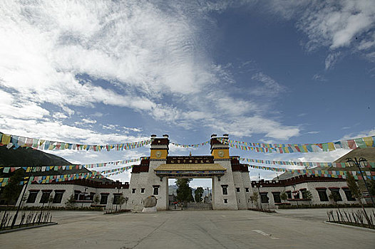 西藏拉萨松赞干布出生地