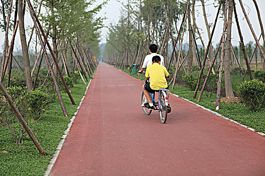 綠道親子騎游