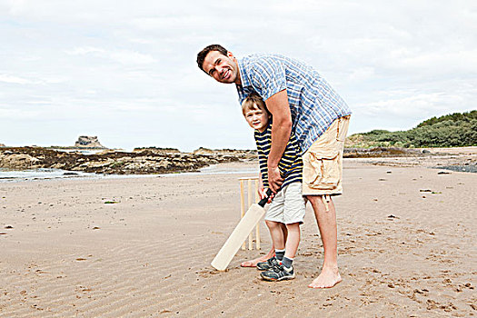 父子,玩,板球,海滩