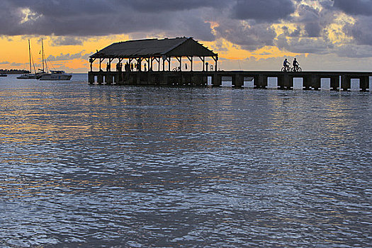 游客,享受,码头,纳帕利海岸,考艾岛,夏威夷,美国