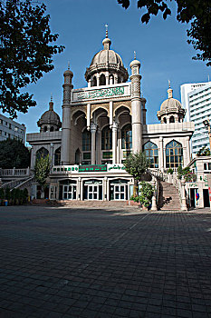 汗腾格里清真寺