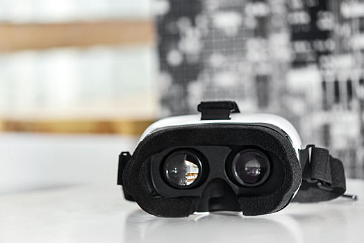 桌子上的VR