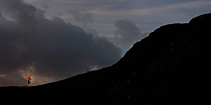 男青年,剪影,山