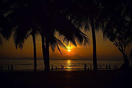 海南夕阳海景