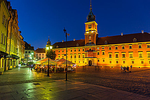华沙皇家城堡夜