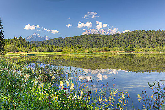 伊萨河,水库,阿尔卑斯峰,夏天,上巴伐利亚,巴伐利亚,德国,欧洲