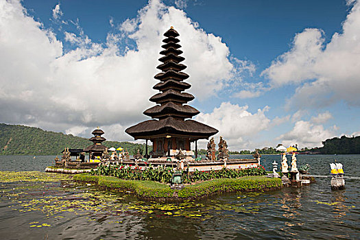 普拉布拉坦寺,庙宇,布拉坦湖,湖,巴厘岛,印度尼西亚