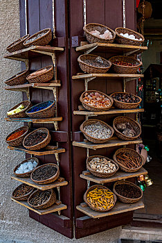 阿联酋迪拜阿法迪历史街道小商品市场香料摊