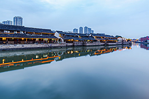 海宁南关厢洛塘河夜景