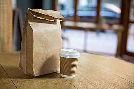 一次性用品,咖啡杯,纸袋,桌上,咖啡,特写